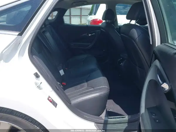 KMHFH4JGXHA588500 2017 HYUNDAI AZERA - Image 8