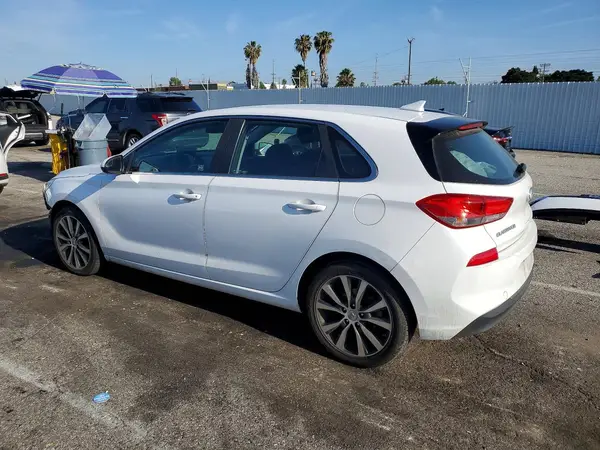 KMHH35LE0JU011570 2018 HYUNDAI ELANTRA - Image 2