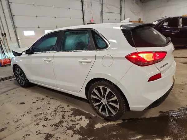 KMHH35LE0JU014565 2018 HYUNDAI ELANTRA - Image 2
