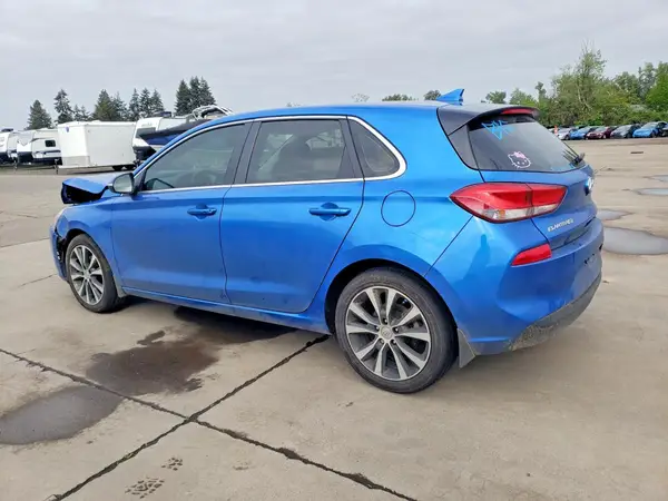 KMHH35LE0JU015179 2018 HYUNDAI ELANTRA - Image 2
