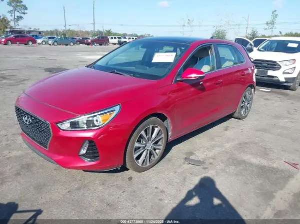KMHH35LE0JU015795 2018 HYUNDAI ELANTRA - Image 2