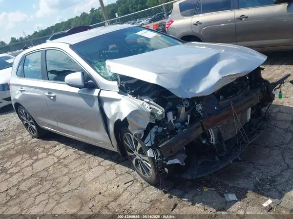 KMHH35LE0JU027381 2018 HYUNDAI ELANTRA - Image 1