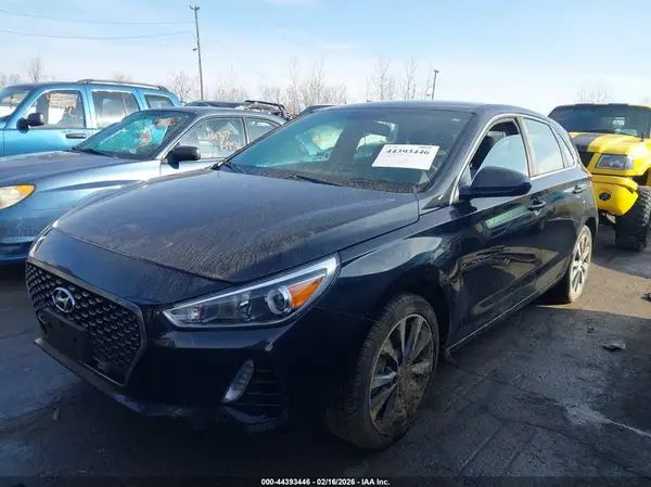 KMHH35LE0JU033343 2018 HYUNDAI ELANTRA - Image 2