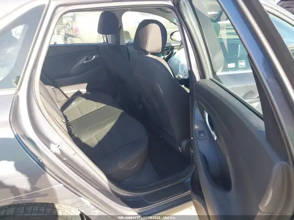 KMHH35LE0JU035559 2018 HYUNDAI ELANTRA - Image 8