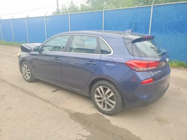 KMHH35LE0JU041099 2018 HYUNDAI ELANTRA - Image 2