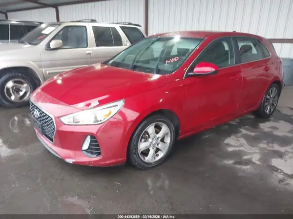 KMHH35LE0JU055083 2018 HYUNDAI ELANTRA - Image 2