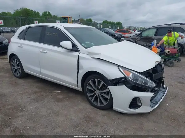 KMHH35LE0JU060199 2018 HYUNDAI ELANTRA - Image 1