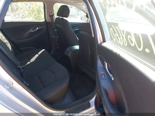KMHH35LE0JU068660 2018 HYUNDAI ELANTRA - Image 8