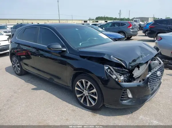 KMHH35LE0JU070778 2018 HYUNDAI ELANTRA - Image 1