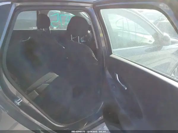 KMHH35LE0JU078508 2018 HYUNDAI ELANTRA - Image 8