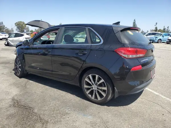 KMHH35LE0JU079626 2018 HYUNDAI ELANTRA - Image 2