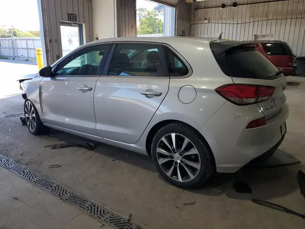 KMHH35LE0KU092202 2019 HYUNDAI ELANTRA - Image 2