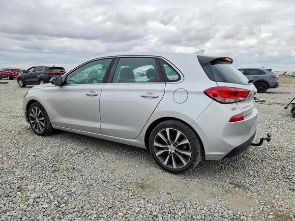 KMHH35LE0KU101948 2019 HYUNDAI ELANTRA - Image 2