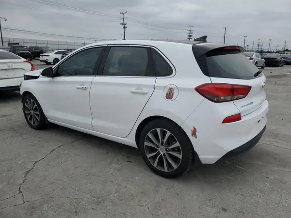 KMHH35LE0KU107930 2019 HYUNDAI ELANTRA - Image 2