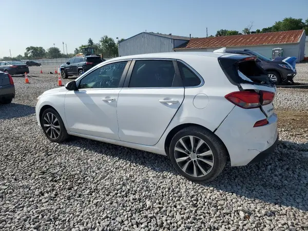 KMHH35LE0KU114764 2019 HYUNDAI ELANTRA - Image 2
