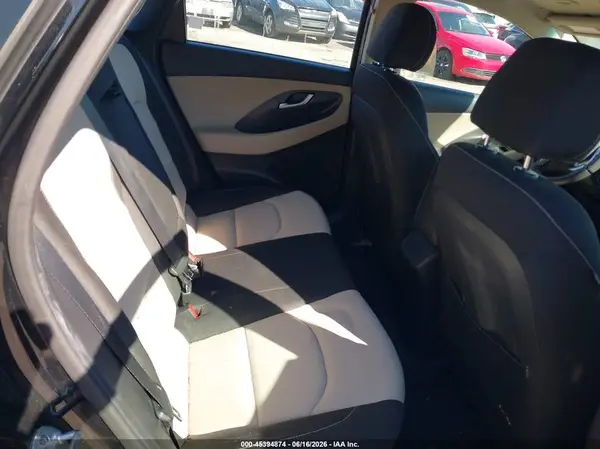 KMHH35LE0KU117597 2019 HYUNDAI ELANTRA - Image 8