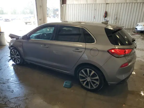 KMHH35LE0LU121666 2020 HYUNDAI ELANTRA - Image 2