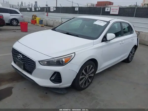 KMHH35LE0LU125104 2020 HYUNDAI ELANTRA - Image 2