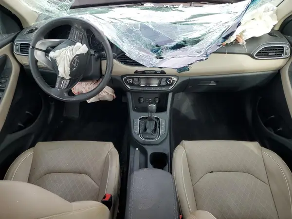 KMHH35LE0LU140086 2020 HYUNDAI ELANTRA - Image 8