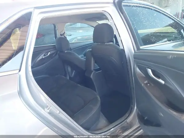 KMHH35LE0LU143599 2020 HYUNDAI ELANTRA - Image 8