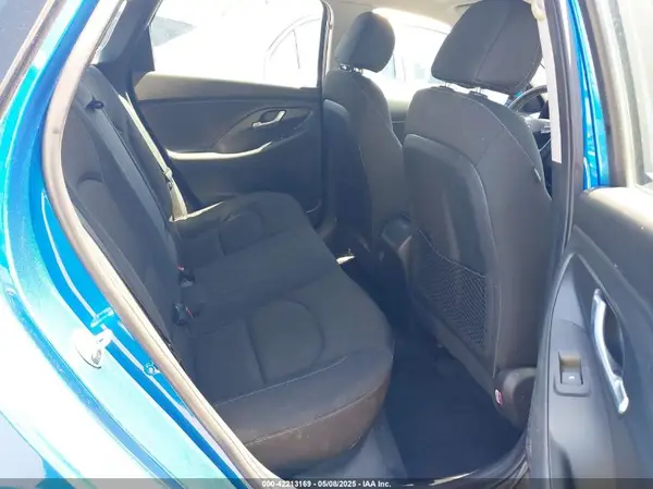KMHH35LE1JU011982 2018 HYUNDAI ELANTRA - Image 8