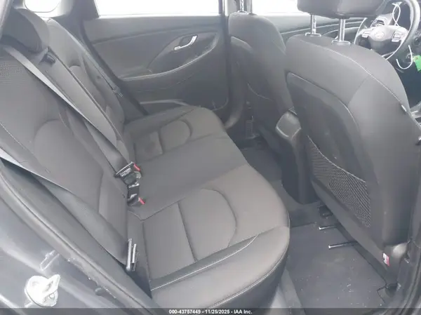 KMHH35LE1JU018754 2018 HYUNDAI ELANTRA - Image 8