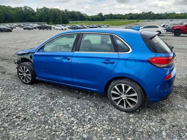 KMHH35LE1JU022237 2018 HYUNDAI ELANTRA - Image 2