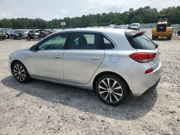 KMHH35LE1JU025073 2018 HYUNDAI ELANTRA - Image 2