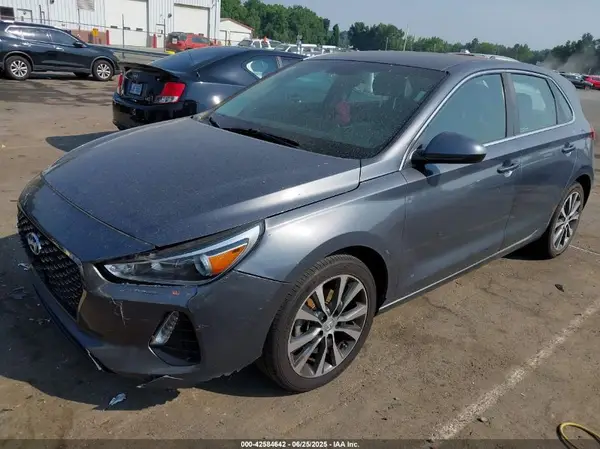 KMHH35LE1JU033030 2018 HYUNDAI ELANTRA - Image 2
