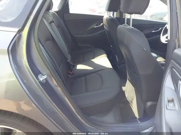 KMHH35LE1JU033030 2018 HYUNDAI ELANTRA - Image 8