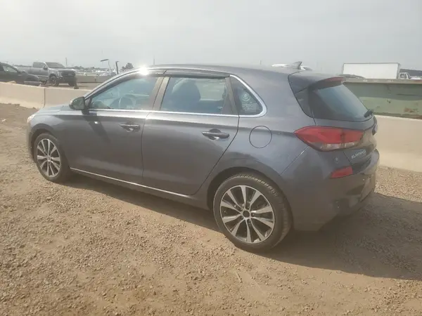 KMHH35LE1JU034176 2018 HYUNDAI ELANTRA - Image 2