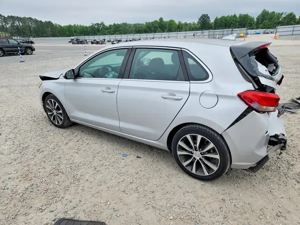 KMHH35LE1JU055142 2018 HYUNDAI ELANTRA - Image 2