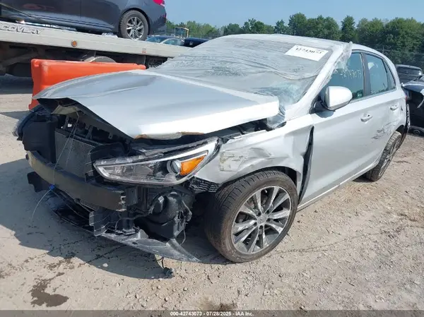 KMHH35LE1JU060258 2018 HYUNDAI ELANTRA - Image 2
