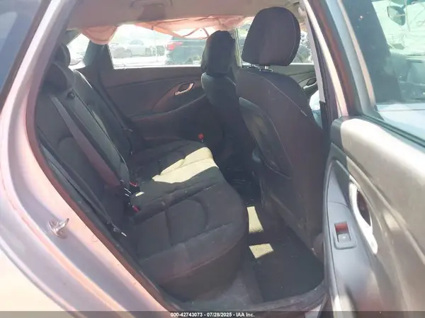 KMHH35LE1JU060258 2018 HYUNDAI ELANTRA - Image 8