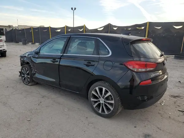 KMHH35LE1JU067033 2018 HYUNDAI ELANTRA - Image 2