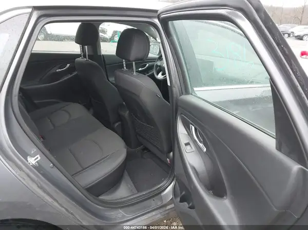 KMHH35LE1JU070966 2018 HYUNDAI ELANTRA - Image 8