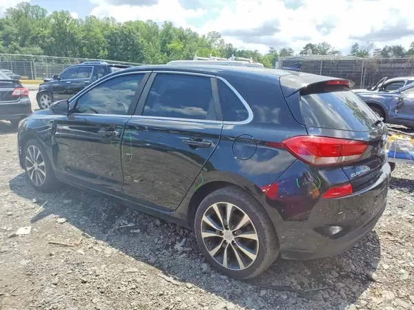 KMHH35LE1JU071583 2018 HYUNDAI ELANTRA - Image 2