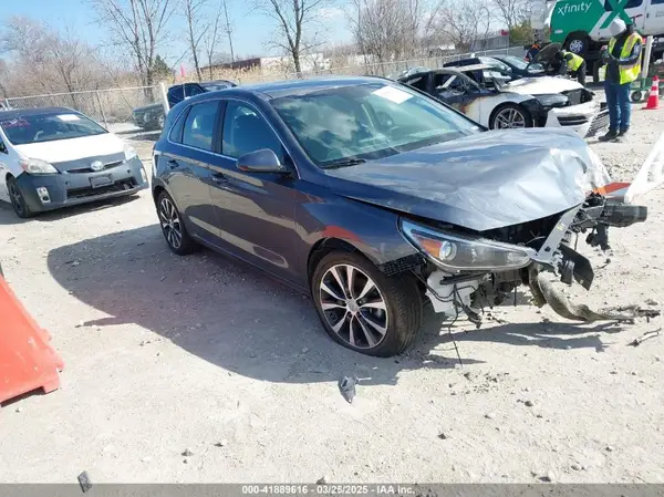 KMHH35LE1JU074547 2018 HYUNDAI ELANTRA - Image 1