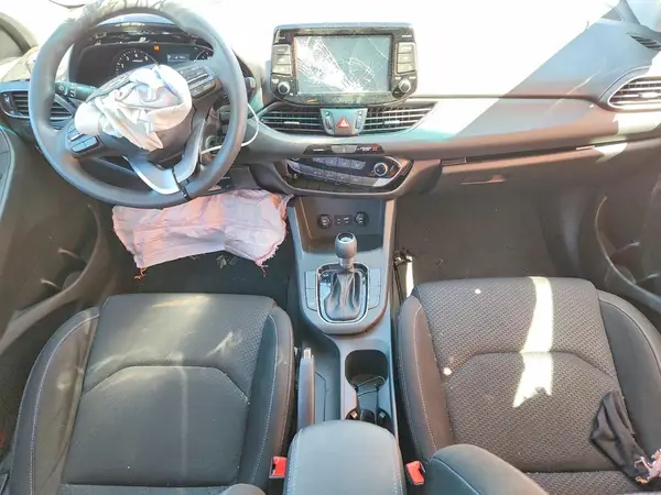 KMHH35LE1JU075150 2018 HYUNDAI ELANTRA - Image 8