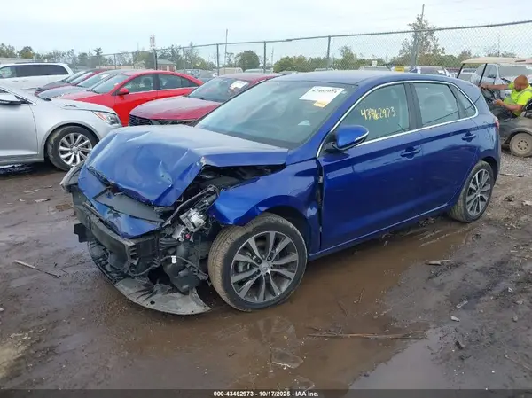 KMHH35LE1JU076119 2018 HYUNDAI ELANTRA - Image 2