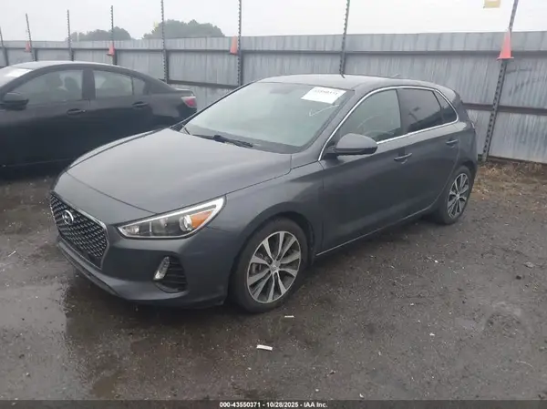 KMHH35LE1JU079828 2018 HYUNDAI ELANTRA - Image 2