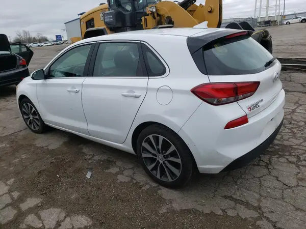 KMHH35LE1KU088983 2019 HYUNDAI ELANTRA - Image 2