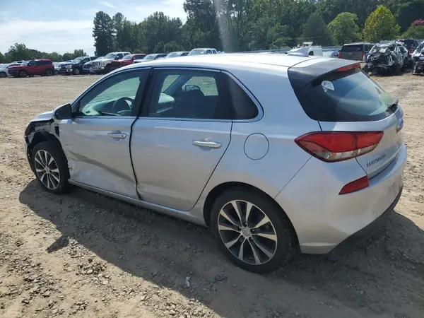 KMHH35LE1KU089017 2019 HYUNDAI ELANTRA - Image 2