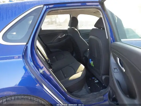 KMHH35LE1KU099076 2019 HYUNDAI ELANTRA - Image 8