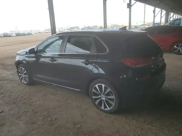KMHH35LE1KU107774 2019 HYUNDAI ELANTRA - Image 2