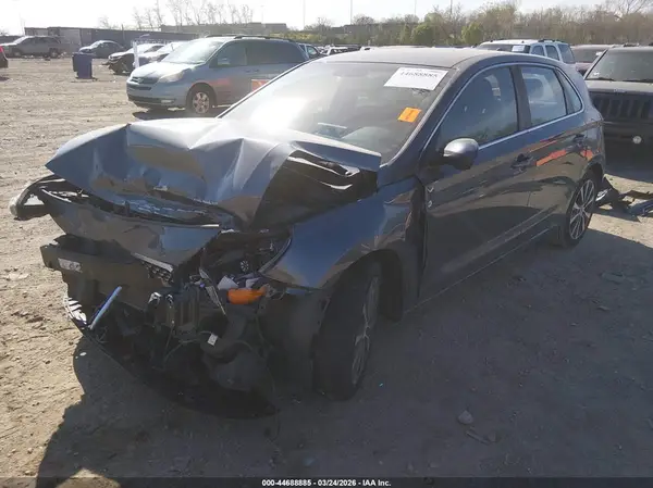 KMHH35LE1KU114076 2019 HYUNDAI ELANTRA - Image 2