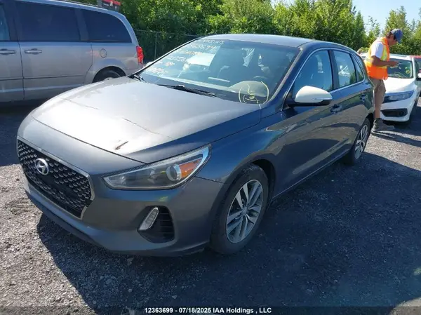 KMHH35LE2JU005561 2018 HYUNDAI ELANTRA - Image 2