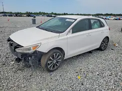 KMHH35LE2JU008847 2018 HYUNDAI ELANTRA