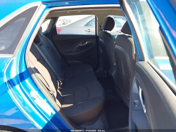 KMHH35LE2JU009013 2018 HYUNDAI ELANTRA - Image 8