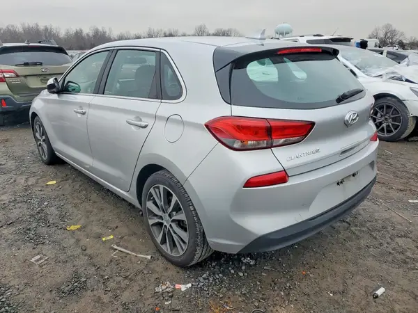 KMHH35LE2JU010355 2018 HYUNDAI ELANTRA - Image 2